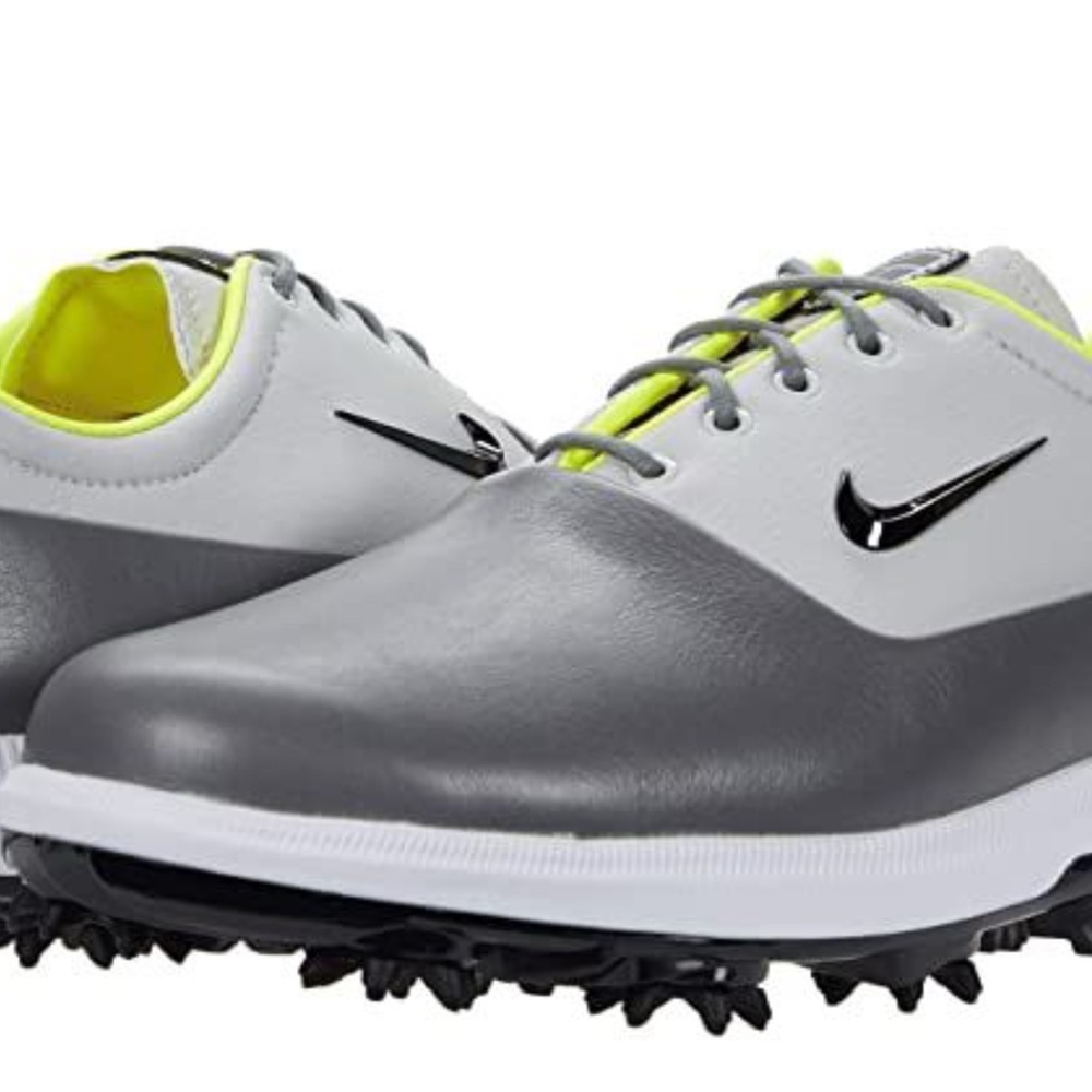 Nike Men's Gray and White Golf Shoes
